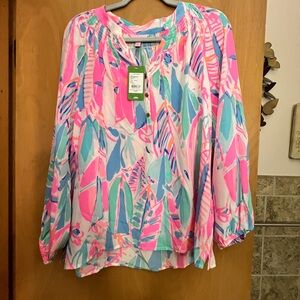 Lilly Pulitzer Elsa Out to Sea 100% silk  Pink and Blue Leaf Print Blouse NWT